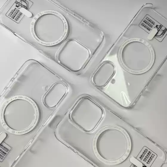 Transparent Magnetic Animation Official Website 15Pro Mobile Phone Case Suitable for 16Pro Camera Button Protective Case 14Promax Case