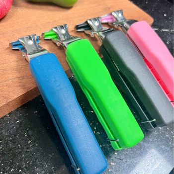 Factory Direct Sales Anti-Scalding Heat-Insulating Dish Clips Kitchen Non-Slip Dish Clips Manufacturer Wholesale Non-Hot Hand-Held Clips