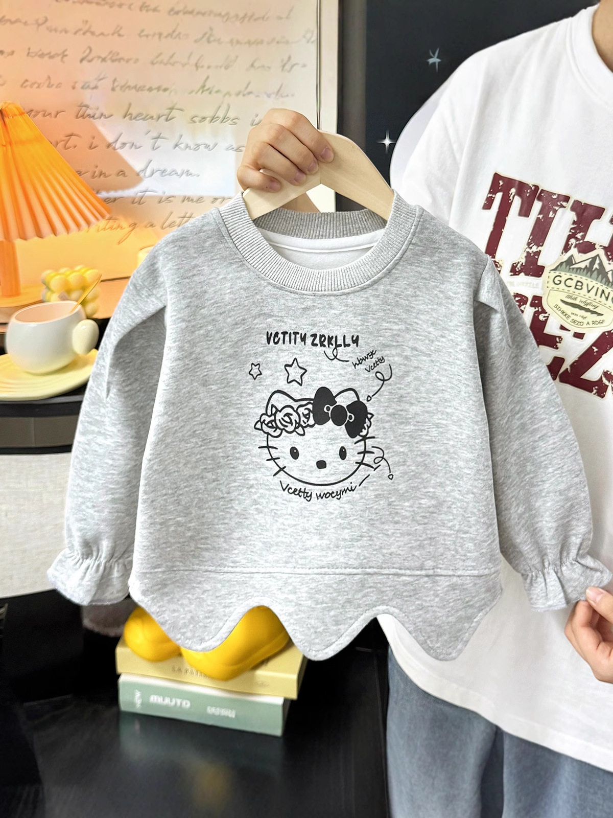 Girls' Autumn Crew Neck Hoodie, Wave Hem Solid Color Pullover, Spring & Autumn Casual Hoodie