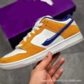 Lakers purple and gold