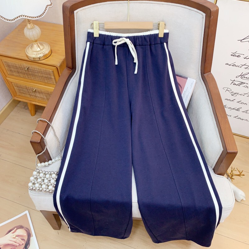 Bộ đồ nữ áo hoodie cổ cao phối màu kèm quần dài ống rộng lưng thun — Áo khoác màu xanh navy, Quần dài casual màu xanh navy