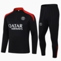 2425 Paris black with red collar