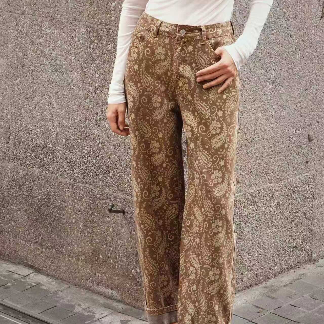 Casual Straight Leg Womens Trousers Slim Fit Stylish Design Comfortable Fabric Perfect for Everyday Wear Ready to