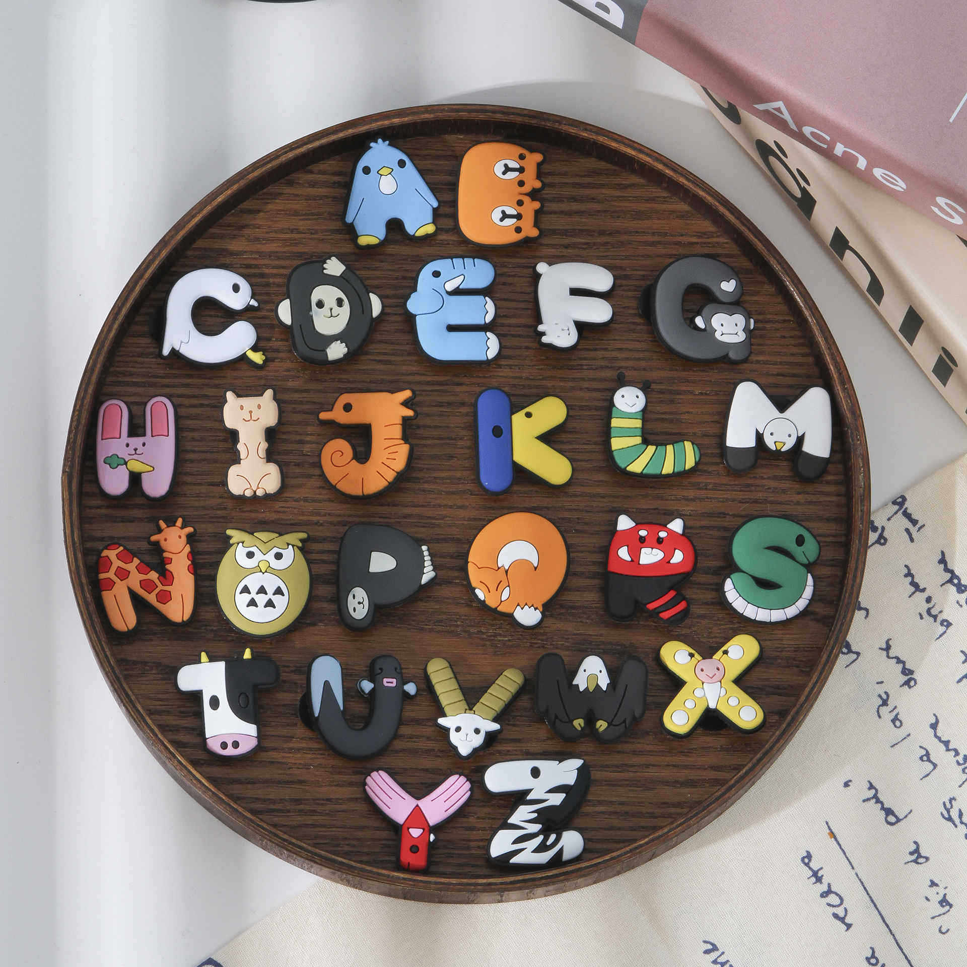 Shoe Buckle Personalized Creative Buckle Shoe Flower Shoe Accessories DIY Decoration Removable Cartoon Cross-Border Cute Hole Accessories