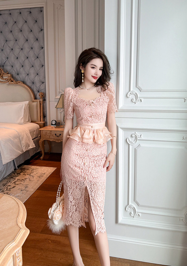 Đầm ren ôm body nữ cổ vuông tay ngắn họa tiết hoa fuchsia — [Hồng] chi tiết 6