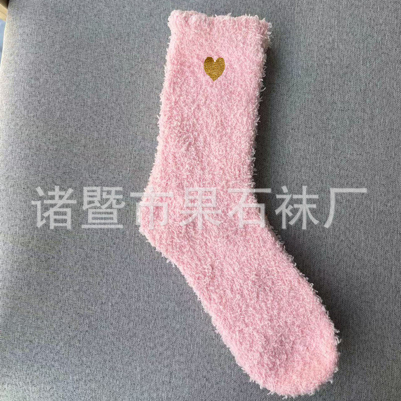 包邮加厚加大珊瑚绒袜子刺绣爱心袜子不掉毛半边绒女士跨境中筒袜