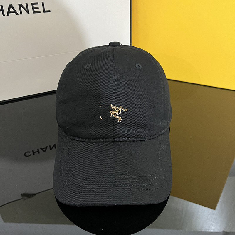 2025 nouvelle casquette de baseball à motif brodé simple en pur coton