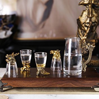 Factory Direct Sales Wholesale Twelve Zodiac High-End Chinese Liquor Glasses Glass Wine Cup Decanter Set Gift Box