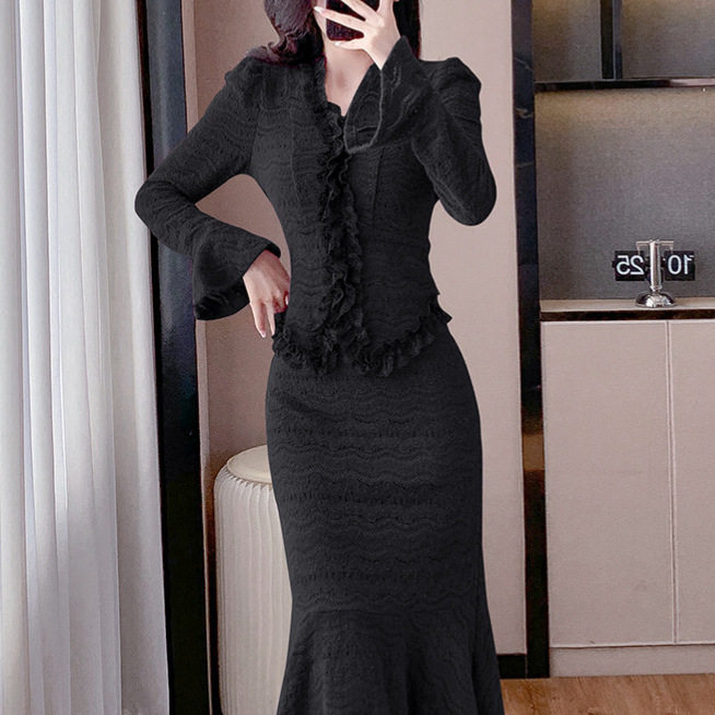 French Style Womens Purple Set Elegant Ruffled Lace Top with Long Sleeves Flared Midi Skirt for Autumn Wholesale