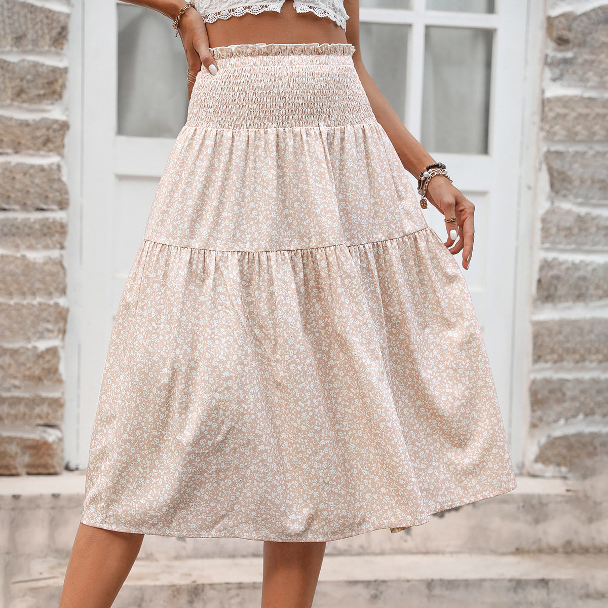 Floral Print Midi Skirt Summer Fashion Lightweight Fabric Stylish Design Perfect for Casual Outings Wholesale