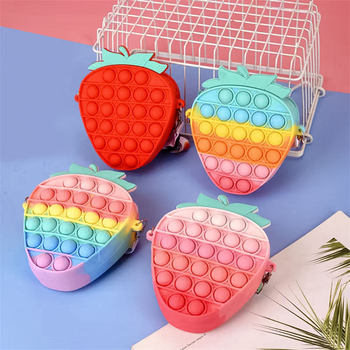 New Children's Coin Purse Cartoon Silicone Bag Strawberry Bag Cute Rainbow Crossbody Bag Wallet Women's Mini Bag