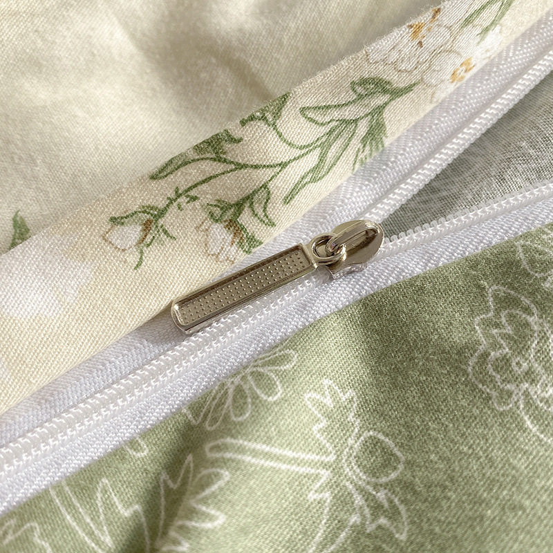 2025 Spring Cotton Small Floral Bed Four-piece Set Cotton Bed Sheet Bed Cover Three-piece Set Gift Group Purchase