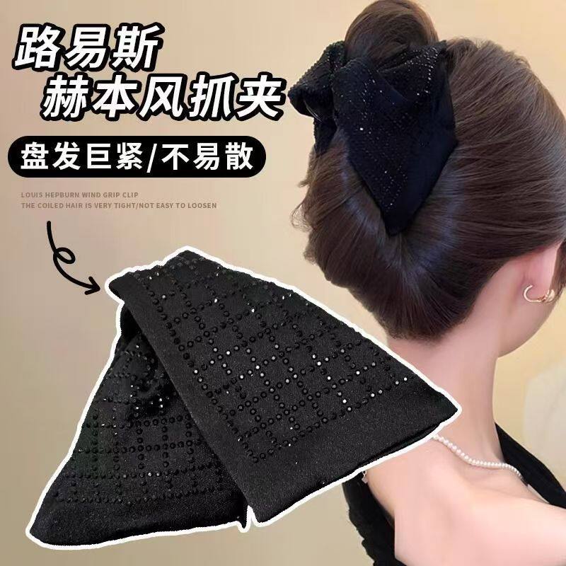 新款牡丹花羽毛网红高颜值轻奢时尚后脑勺鲨鱼洋气发夹上档次