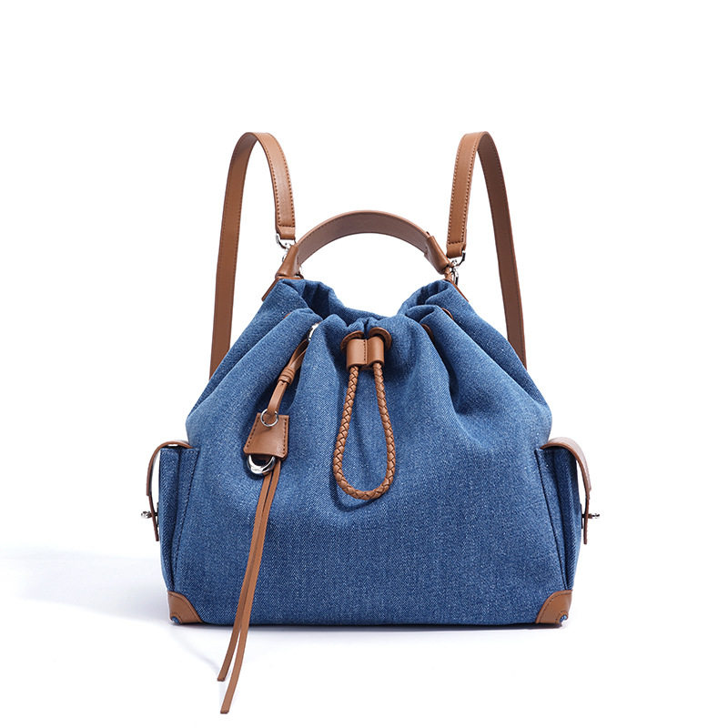 Màu xanh với màu nâu (denim và da bò)