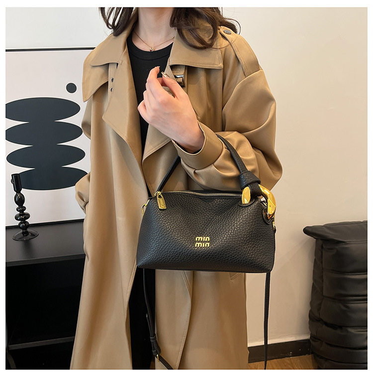 O1CN01MlnJeq2Cv5REJ2A1Y !!2217614678535 0 cib