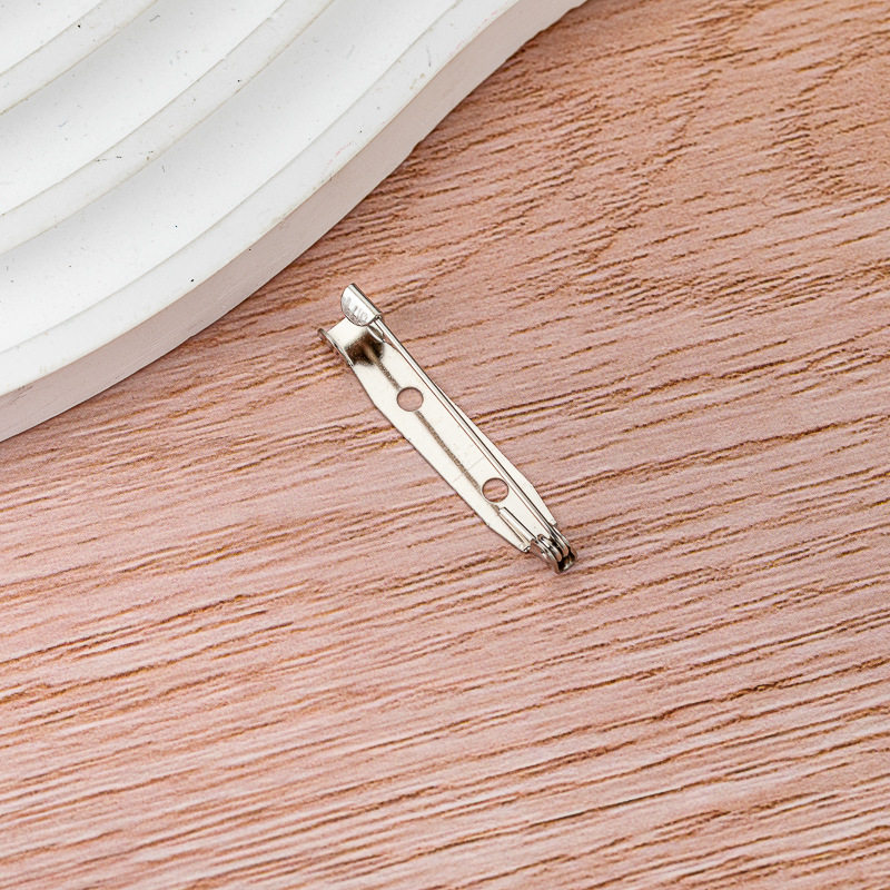 厂家批发金属电镀有孔别针铁质简针徽章领花保险胸针DIY饰品配件