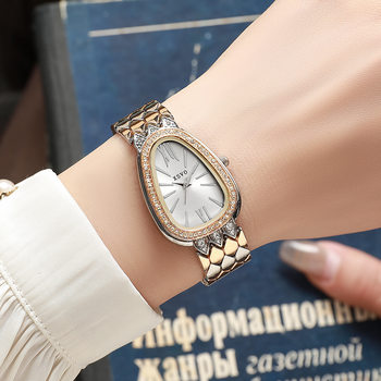 Women's New Fashion Personalized All-match Snake Dial Roman Literal Quartz Watch