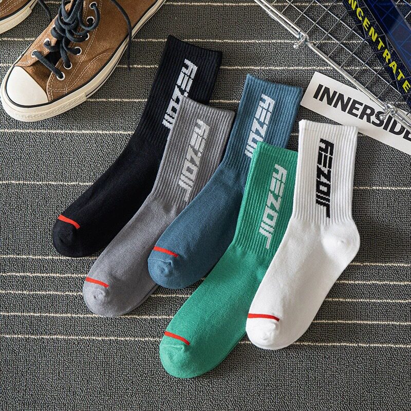 秋冬潮流诸暨袜子女中筒ins潮字母长筒透气百搭运动防臭女士长袜