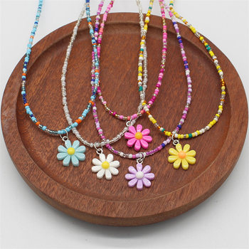 New Korean style daisy flower pendant necklace sweet girl style rice beads beaded beach clavicle chain