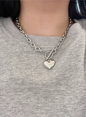甜酷辣妹通体钛钢爱心吊坠项链ins个性冷淡风百搭桃心OT扣锁骨链