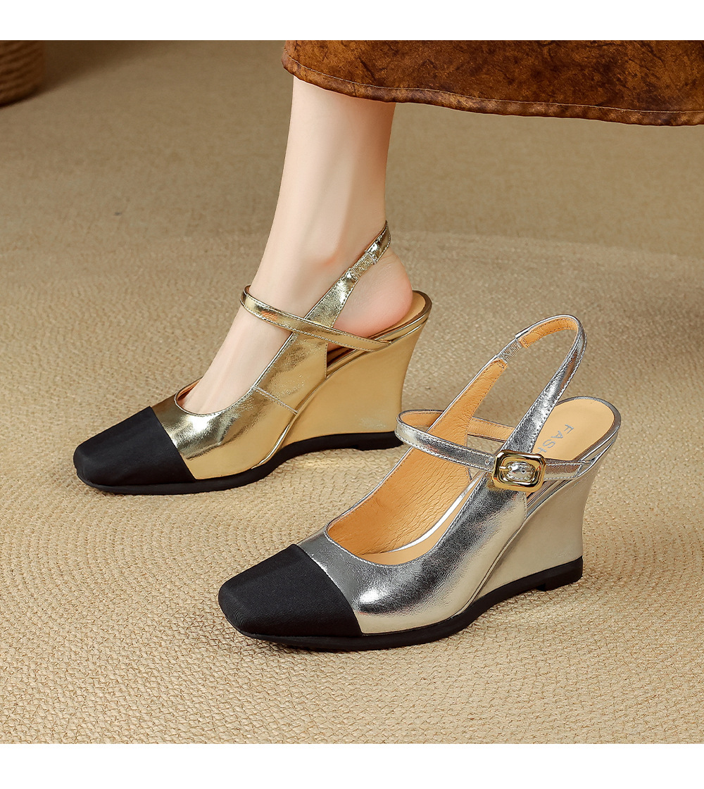 Sandal nữ mũi vuông bít mũi hở gót gót xuồng quai ngang — Màu bạc, màu vàng kim