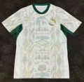 Senegalese main white