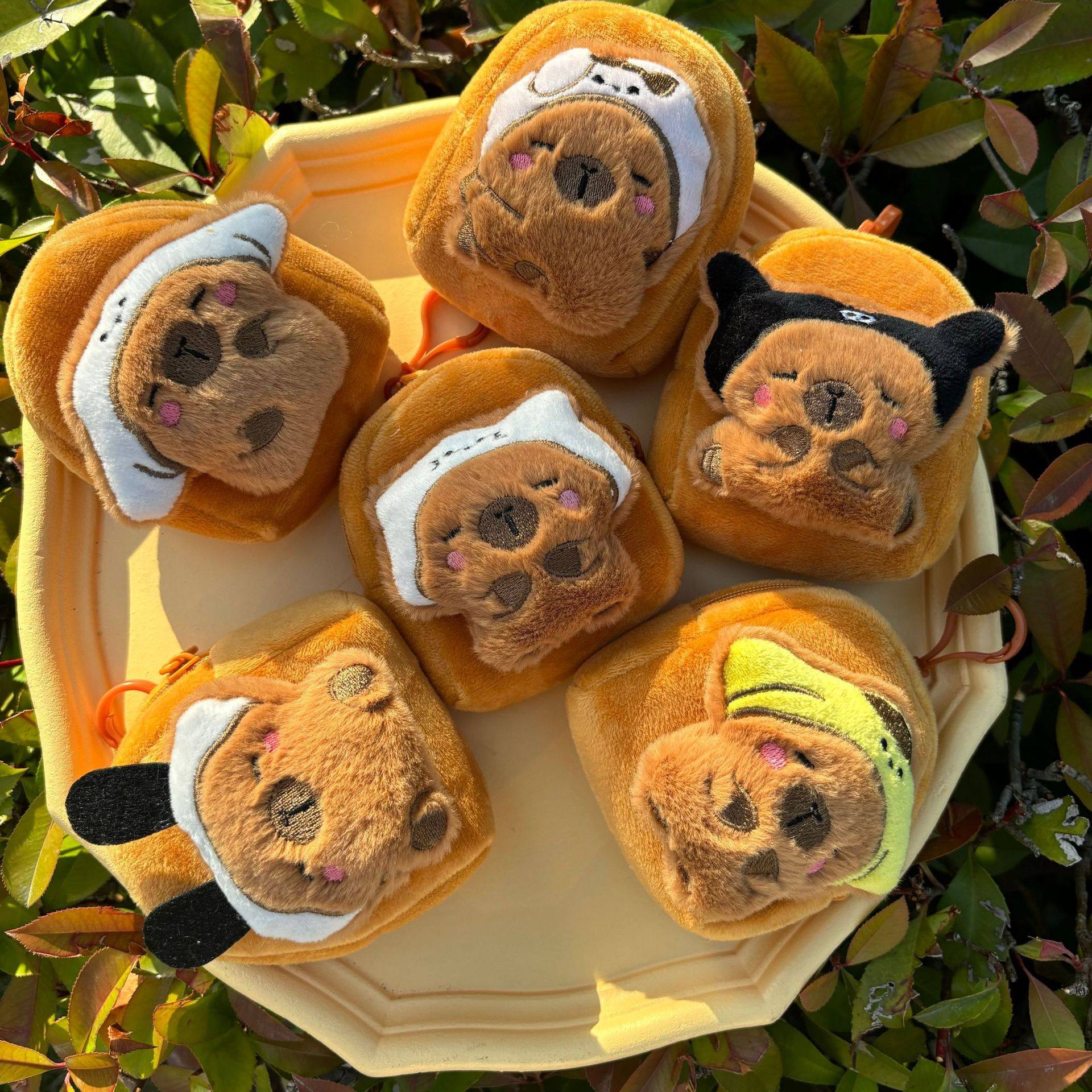 Cartoon Cute Hat Kabibala Coin Purse Plush Capybara Small Schoolbag Pendant Grab Doll Doll Gift