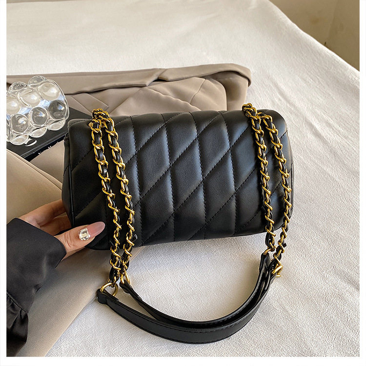 O1CN01Mx3O2B27fRov8kRw3 !!2213551077824 0 cib