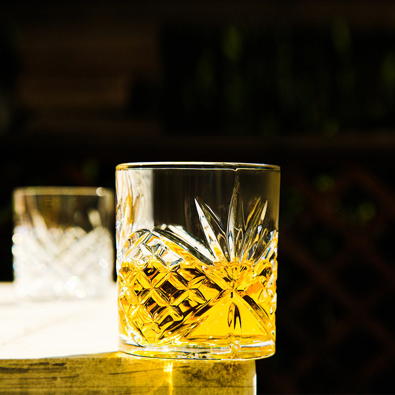 Light Luxury European Dublin Wine Bottle Crystal Glass Decanter with Lid Whiskey Wine Glass Wine Bottle Wine Set