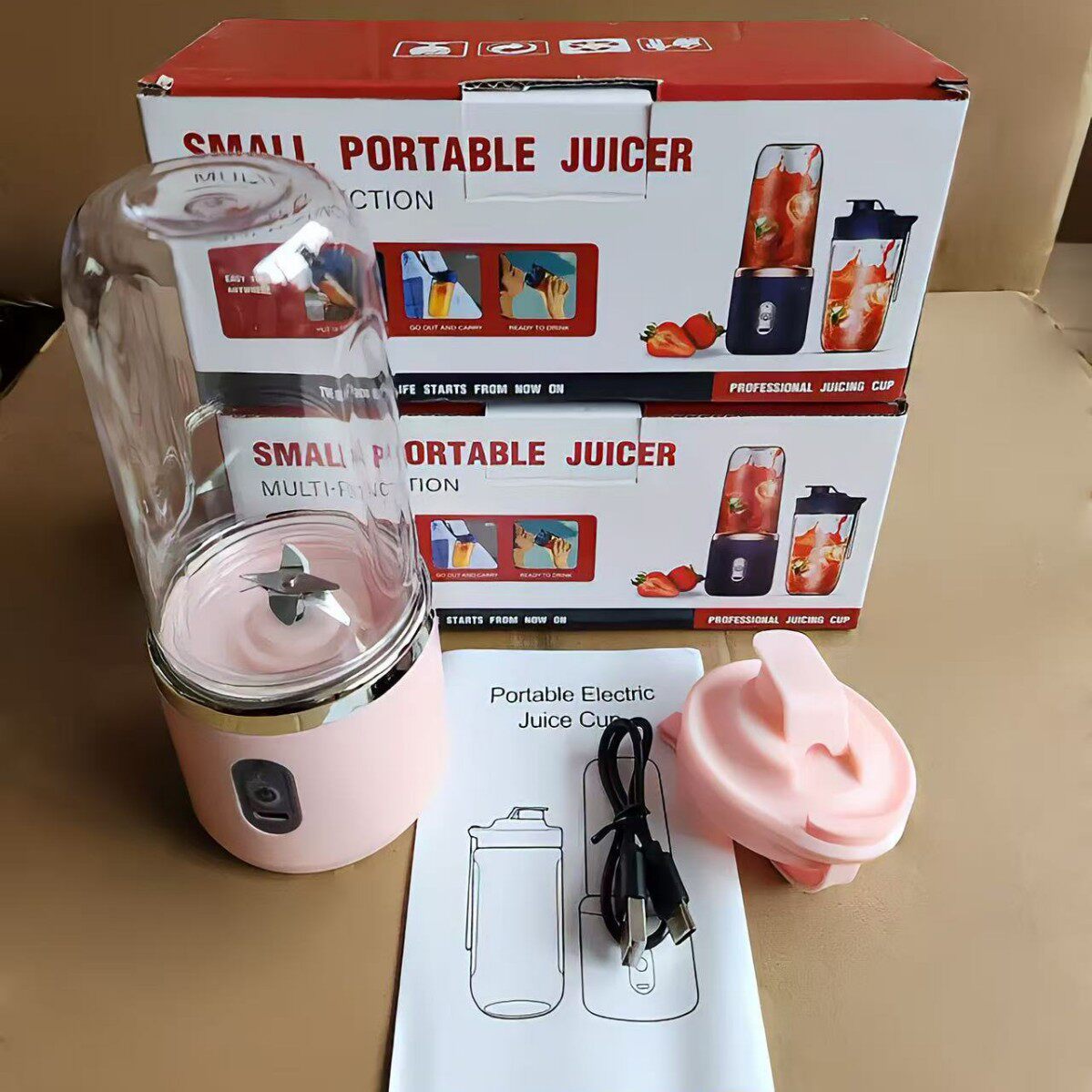 跨境榨汁机便携式果汁搅拌机充电小型榨汁机学生家用多功能榨汁杯