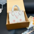Cream strawberry