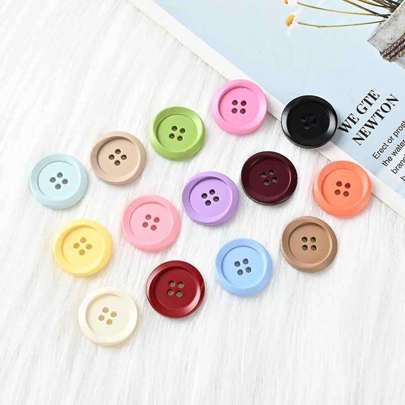 Summer Versatile Four-Eye Resin Buttons Children's Shirt Short-Sleeve Round Colorful Hand-Sewn Buttons Children's Decorative Buttons