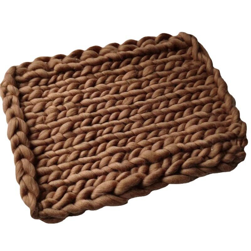 Newborn photography art woven blanket studio photography baby simple background blanket props