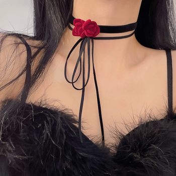 Niche Vintage Wine Red Rose Flower Velvet Necklace French Elegant Sexy Strap Clavicle Chain Sweet Collar