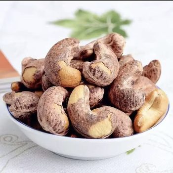 Direct Selling New Product Cooked Cashew Nuts Original Flavor Cashew Nuts with Skin 250g Vietnamese Specialty Nuts Snacks for Pregnant Women Wholesale