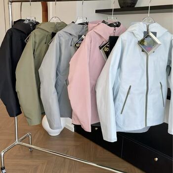 Taizhou Niaojia Same Style Lt Jacket Three-Layer Laminated Waterproof Windproof Outdoor Jacket with Soul