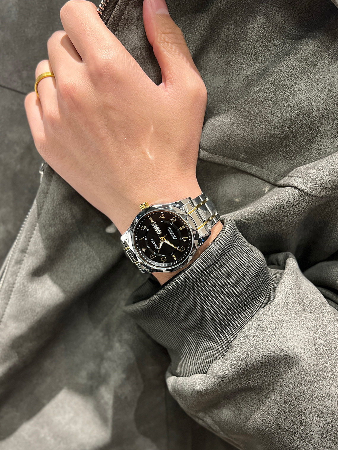 O1CN01N7gksw1Y0Df0svBoa !!2216212932996 0 cib