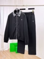 032 black