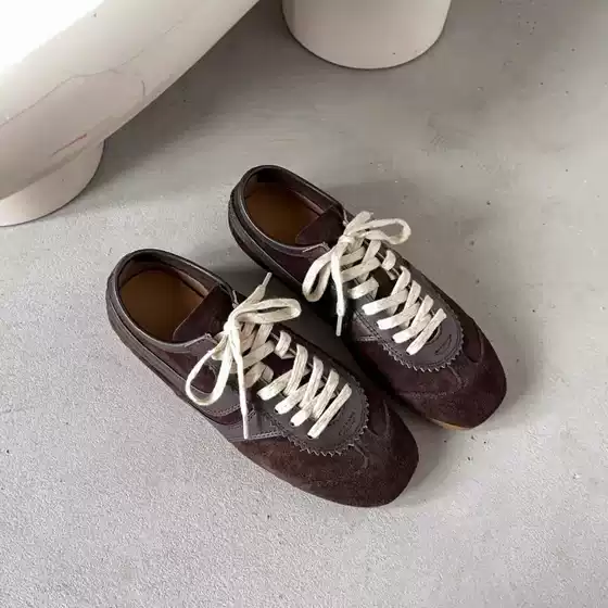 Genuine Leather Retro Height-Increasing German Training Shoes for Women, 2026 Autumn New Versatile Square-Toe Flat-Soled Casual Sneakers