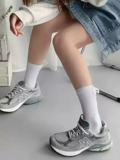 High Quality NB990v3 Yuanzu Gray V4 Women's Shoes Breathable Men's Shoes Retro Casual Jogging Shoes Elevator Shoes 990v5v6