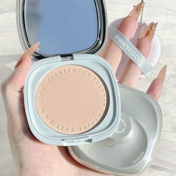 PINK YFOCUS powder cake makeup lasting concealer oil control does not take off makeup does not card powder waterproof sweat grinding powder