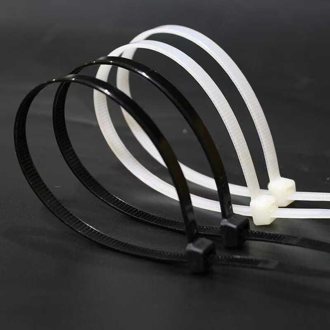 Nylon Cable Ties Factory Wholesale, Can Provide Invoices, Cable Ties 5*200, New Material Cable Ties, Exclusively for Foreign Trade Nylon Cable Ties
