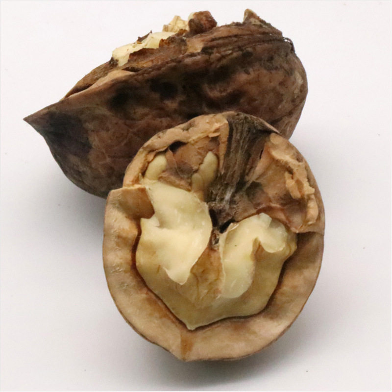 Pecans 2.5kg New Thin-Shell Wild Walnut Kernels from Longnan, Gansu, Bulk Black Walnuts, Non-Paper-Skinned New Year Goods
