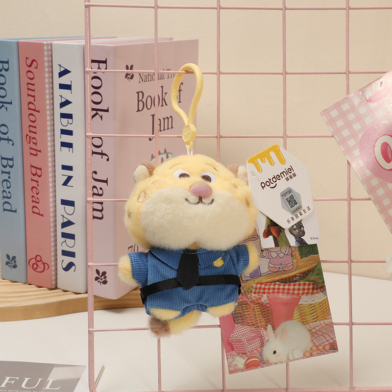 正版迪士尼草莓熊挂件史迪仔公仔毛绒玩偶朱迪尼克钥匙扣背包挂饰