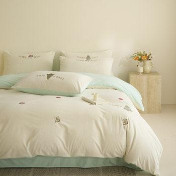 Category a Maternal and Infant Grade Baby Velvet Warm Embroider Four-Piece Set Winter Thickeneded Milk Velvet Baby Velvet Three-Piece Set