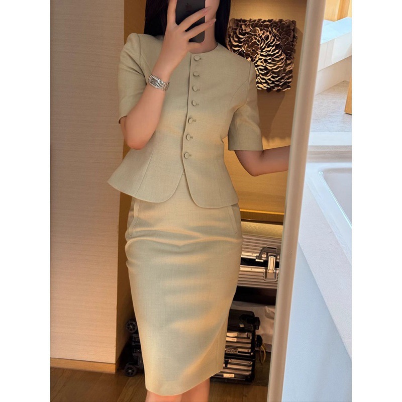 (Mới) Mã K0023 Giá 2490K: Áo Vest Nữ Chtyai Vest Ngắn Tay Hàng Mùa Hè Thời Trang Nữ Đồ Công Sở Chất Liệu G05 Sản Phẩm Mới, (Miễn Phí Vận Chuyển Toàn Quốc).