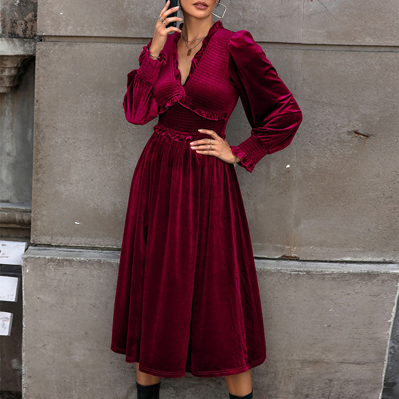 Red Velvet Long Sleeve Dress Elegant Design Autumn Winter Fashion Perfect for Parties and Events Wholesale Available