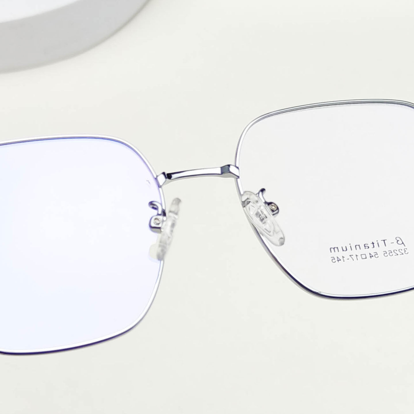 Antique fashion 54 large frame multilateral retro glasses frame wholesale high myopia frame titanium alloy small face Danyang