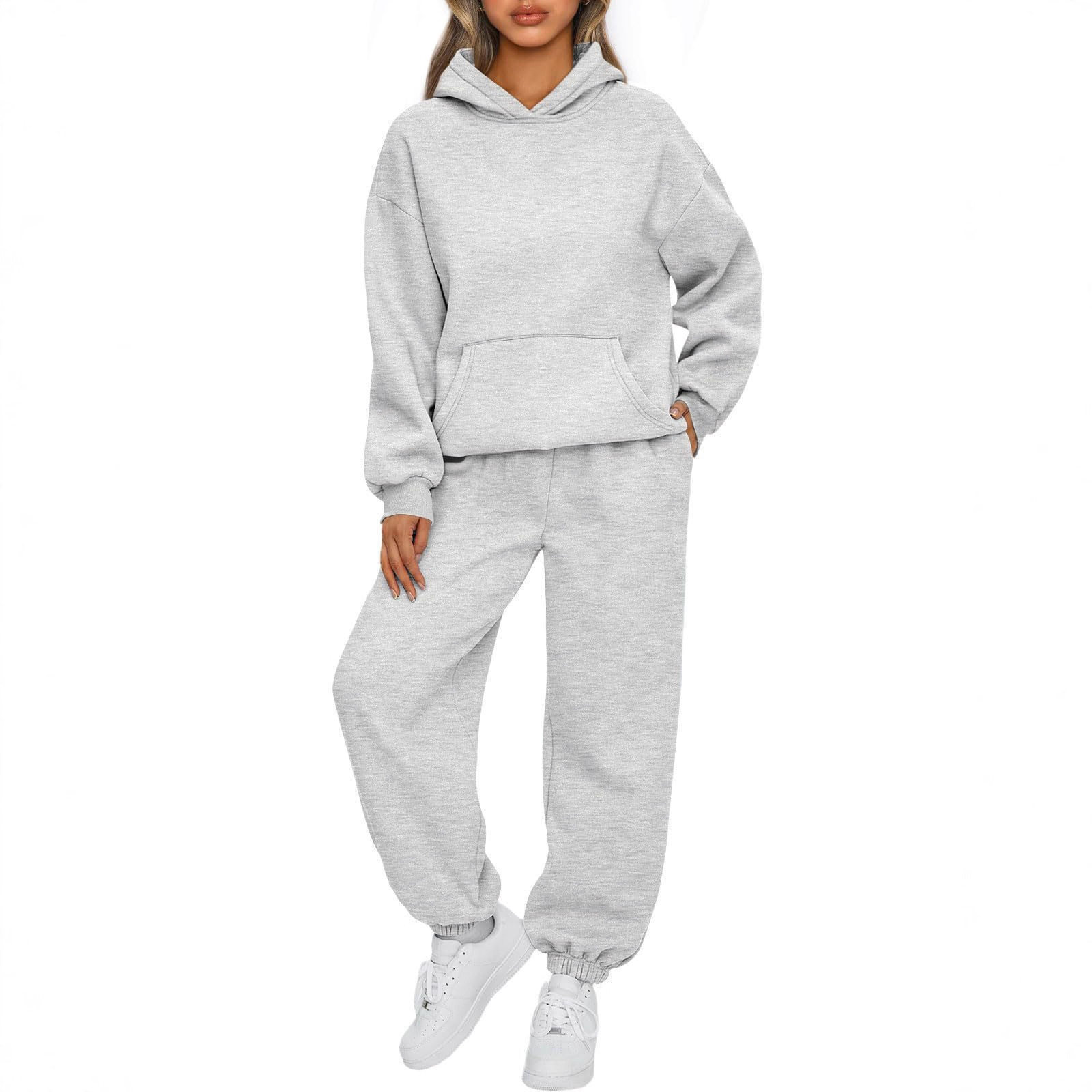 Casual Sports Hoodie and Jogger Set Solid Color Pocket Design Comfortable Fit Autumn Winter Collection Wholesale