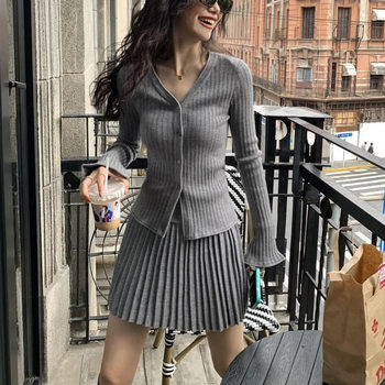 Long-Sleeved New Knitted Cardigan and Sweater Two-Piece Set, Temperament Petite Waist-Cinching Skirt, High-Waisted Pleated Skirt Suit